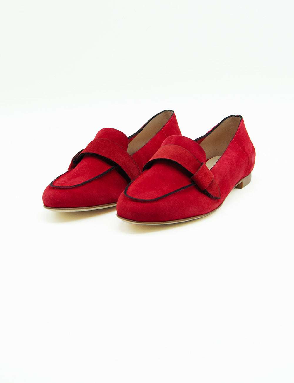 Mocassino flat Anna F. in velour rosso con tracolla nera e cuciture
