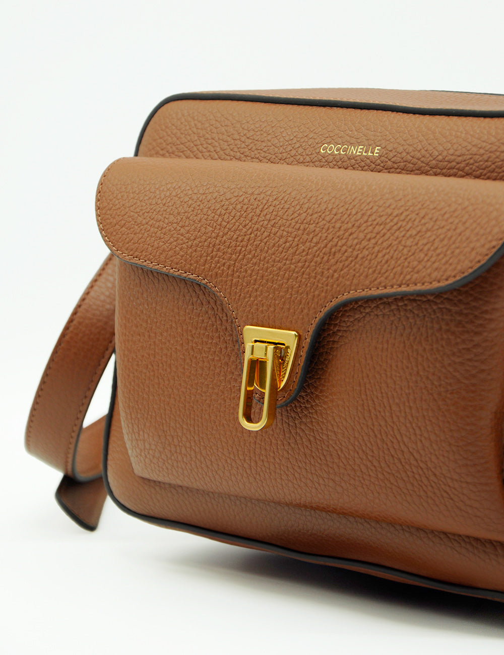 Coccinelle Camera Case Beat Soft Large Cognac