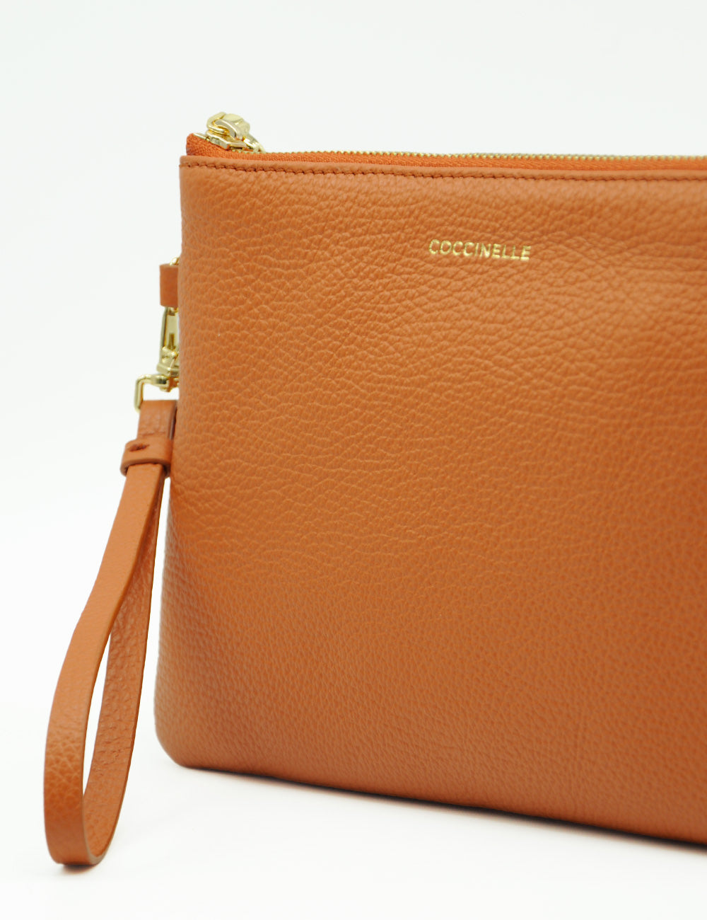 Borsetta Coccinelle C-Me Softy Medium Crab in pelle tan con cerniera oro