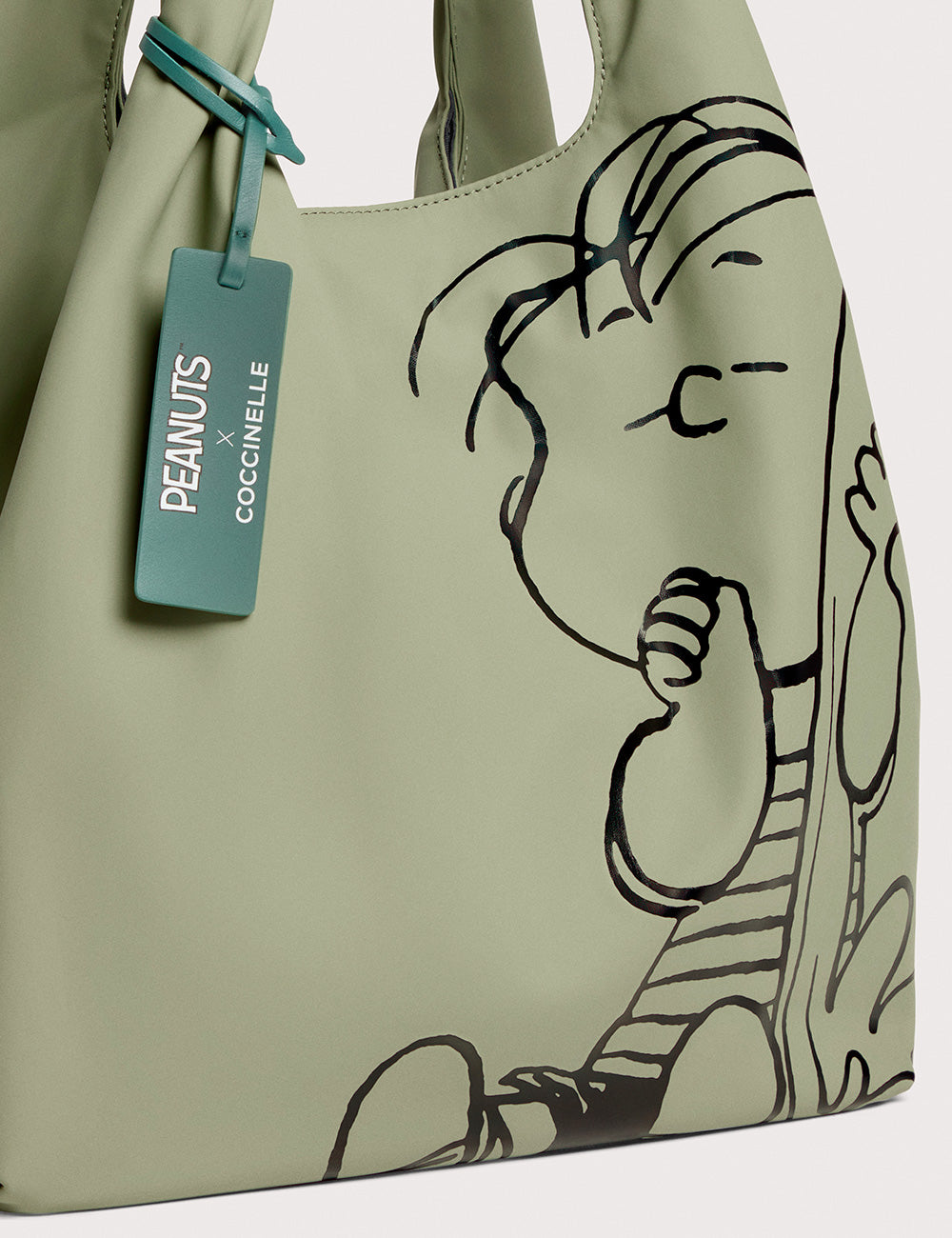 Coccinelle Shopping Peanuts Greenery