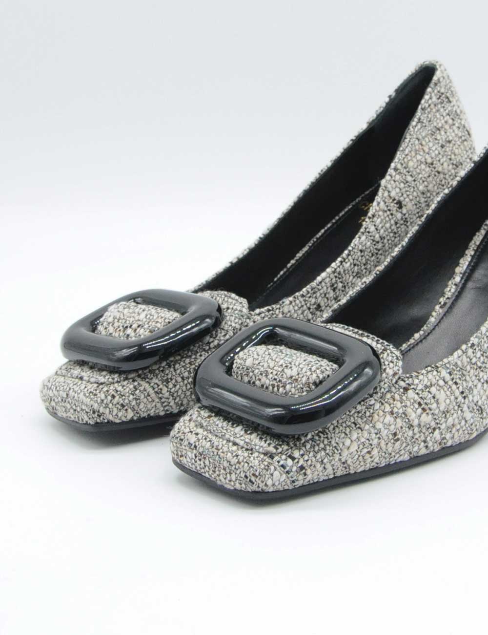 Chantal Levy pumps
