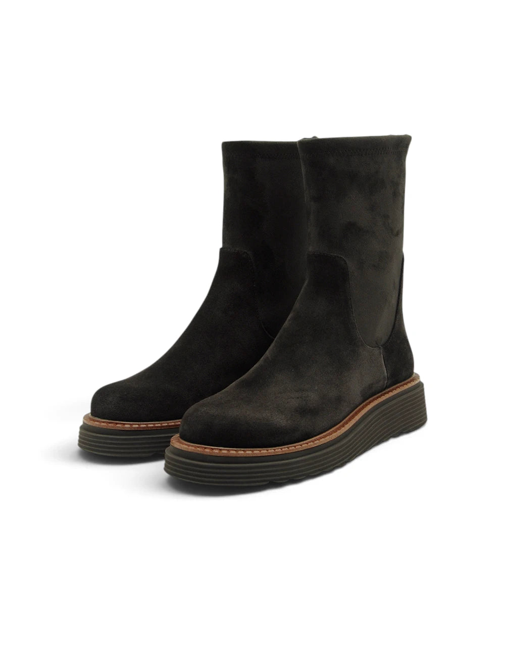 Elvio Zanon stivaletto moro in camoscio nero con suola in gomma chunky e cuciture color cognac
