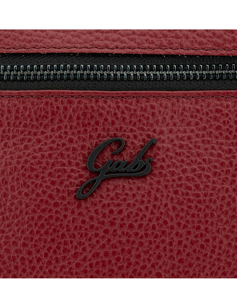 Clutch rosso in pelle martellata con zip nera e logo gabs impresso modello gabs zaino lolita medium cardinale