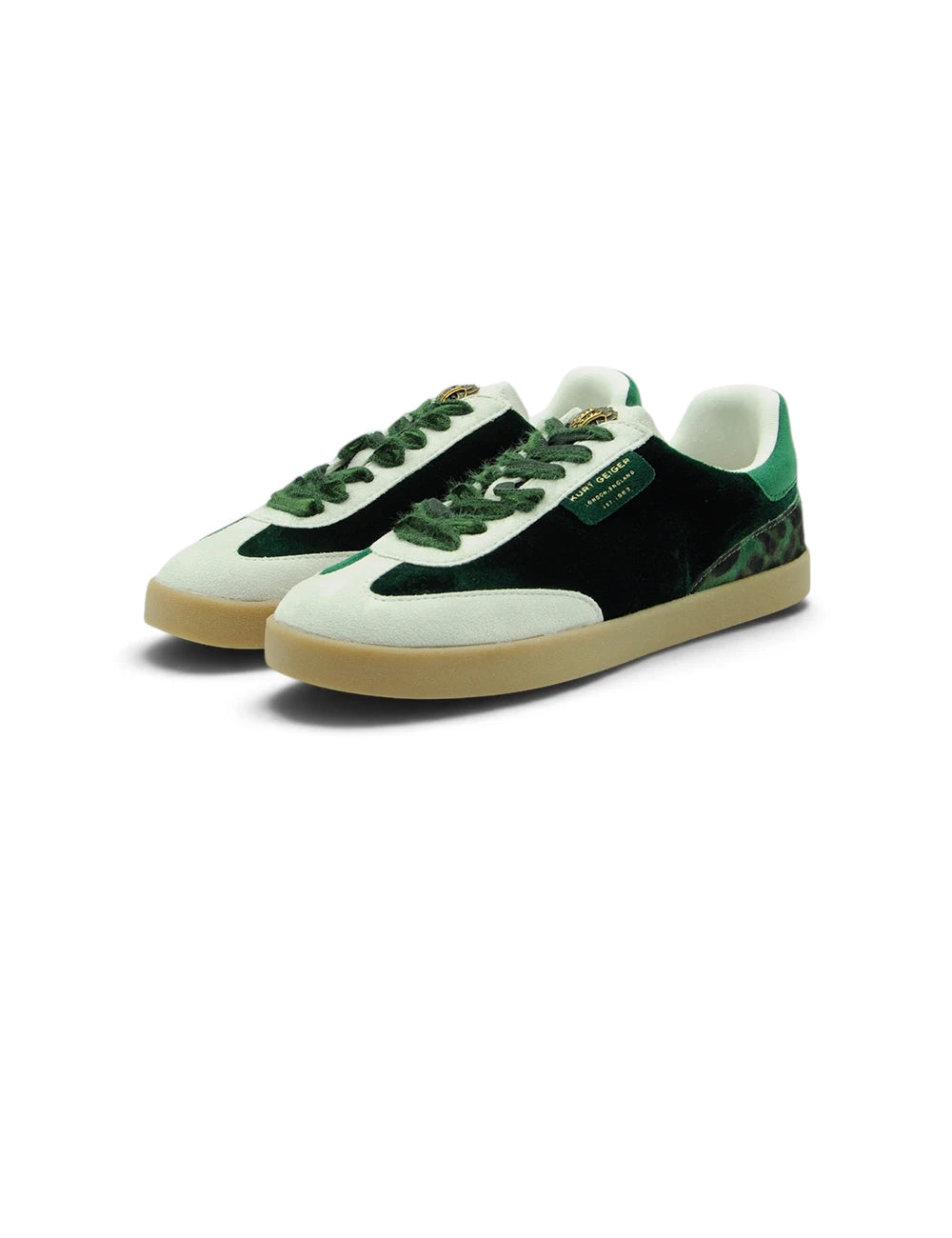 Sneaker kurt geiger barbican velvet in suede verde e bianco con motivo mimetico sul tallone vista posteriore