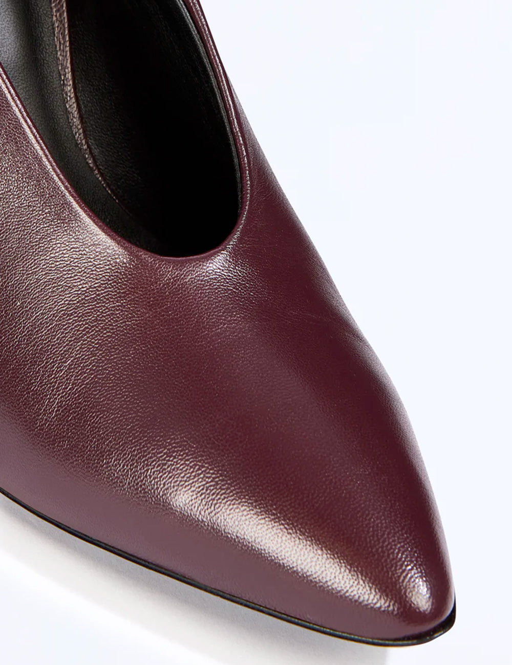 Liviana Conti Pumps Dana Uva
