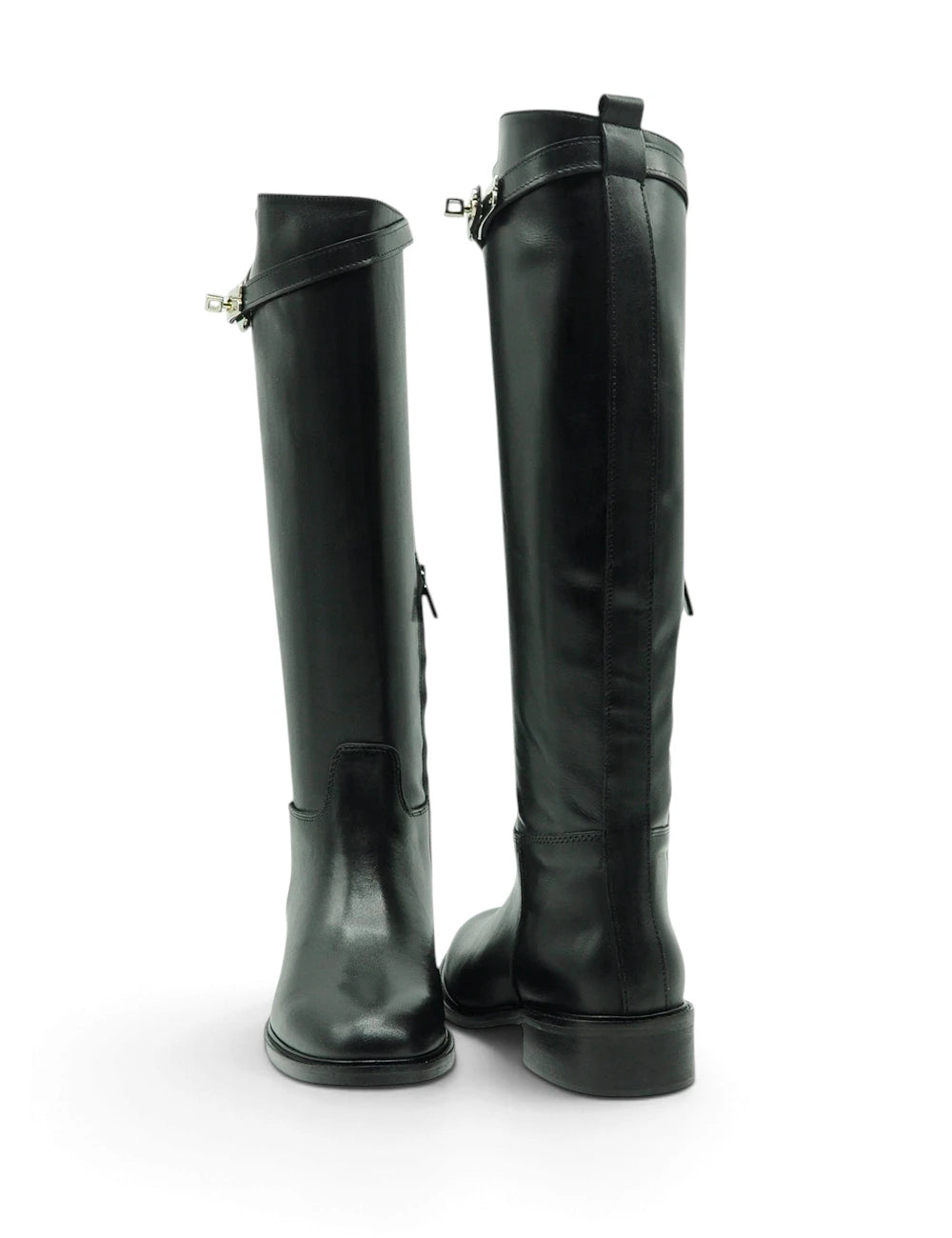 Les tulipes stivale nero stivali neri in pelle con dettagli hardware color argento fin sotto il ginocchio
