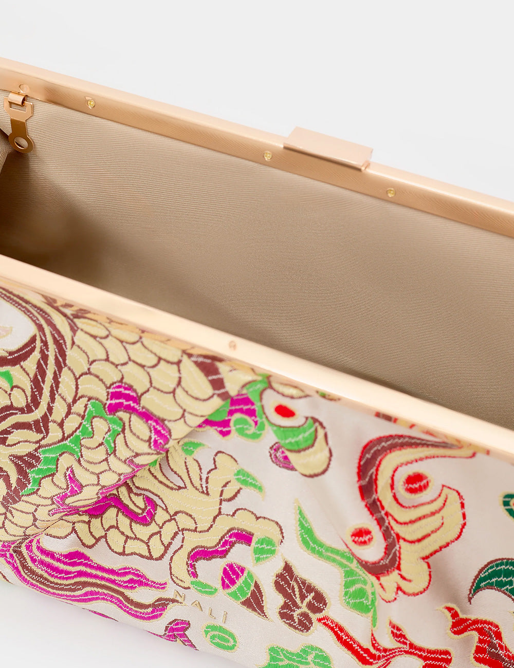 Pochette Nalì Ibiza Bianca con draghi e foglie ricamati rosa verdi rossi marroni