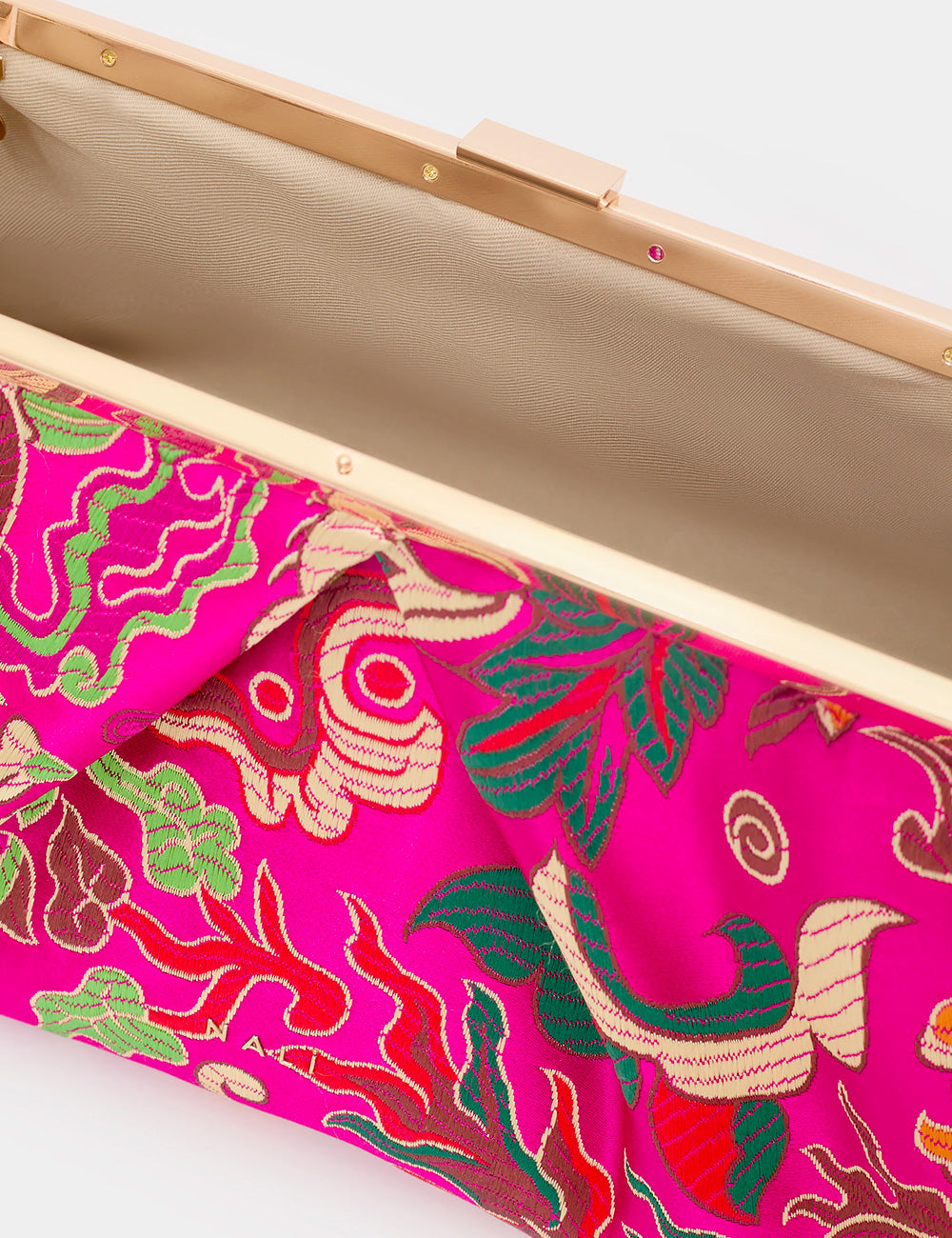Pochette Nalì Ibiza fucsia con ricami floreali e uccelli e chiusura dorata