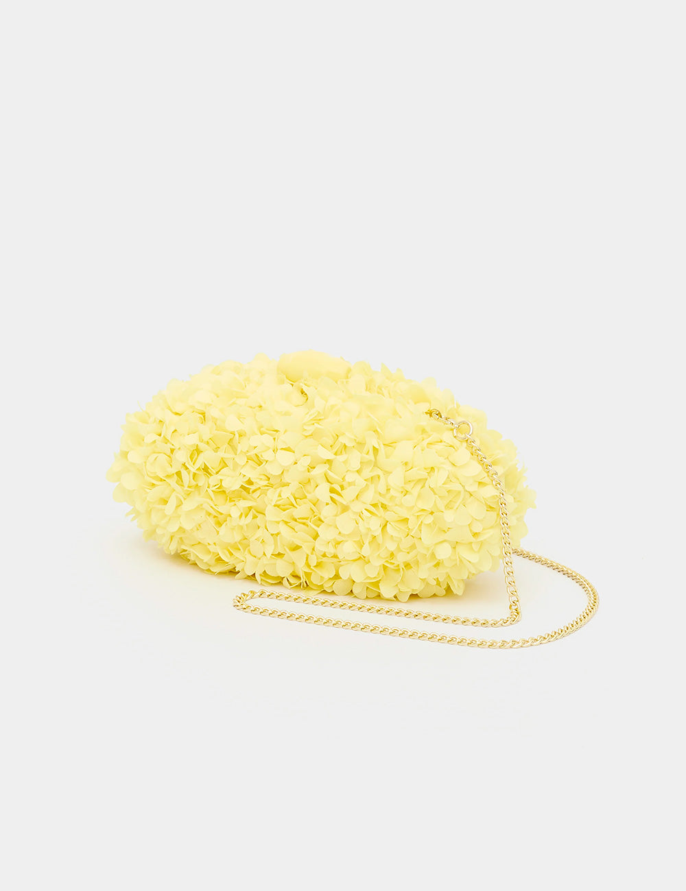 Clutch Nalì Cloud Gialla con petali idrangea e catena oro