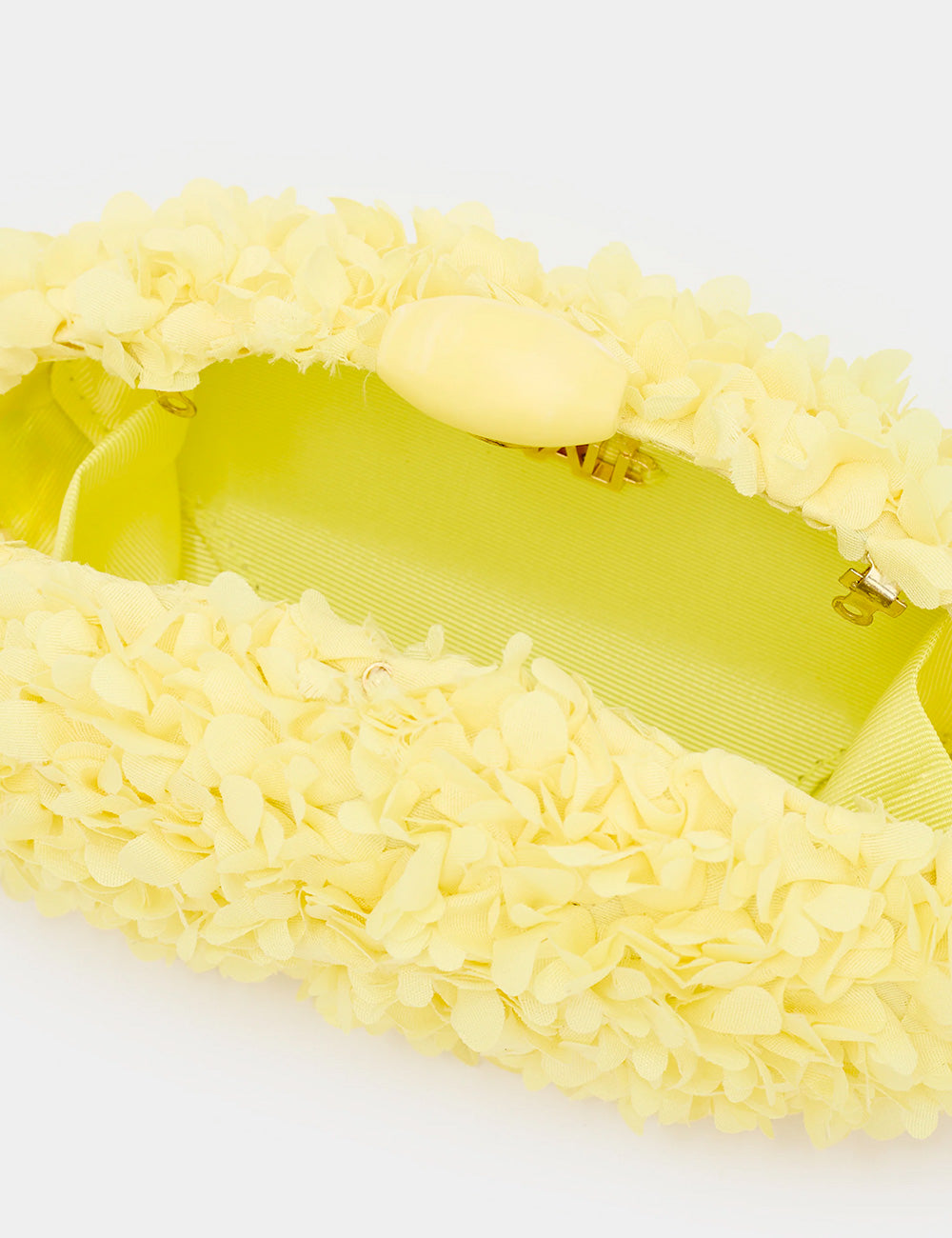 Clutch Nalì Cloud Gialla gialla con petali testurizzati e fodera satinata