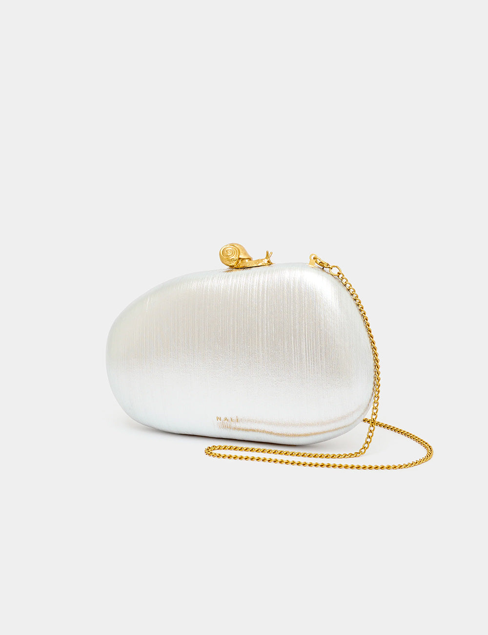 Clutch Nalì Zahra Argento in satin bianco con chiusura lumaca oro