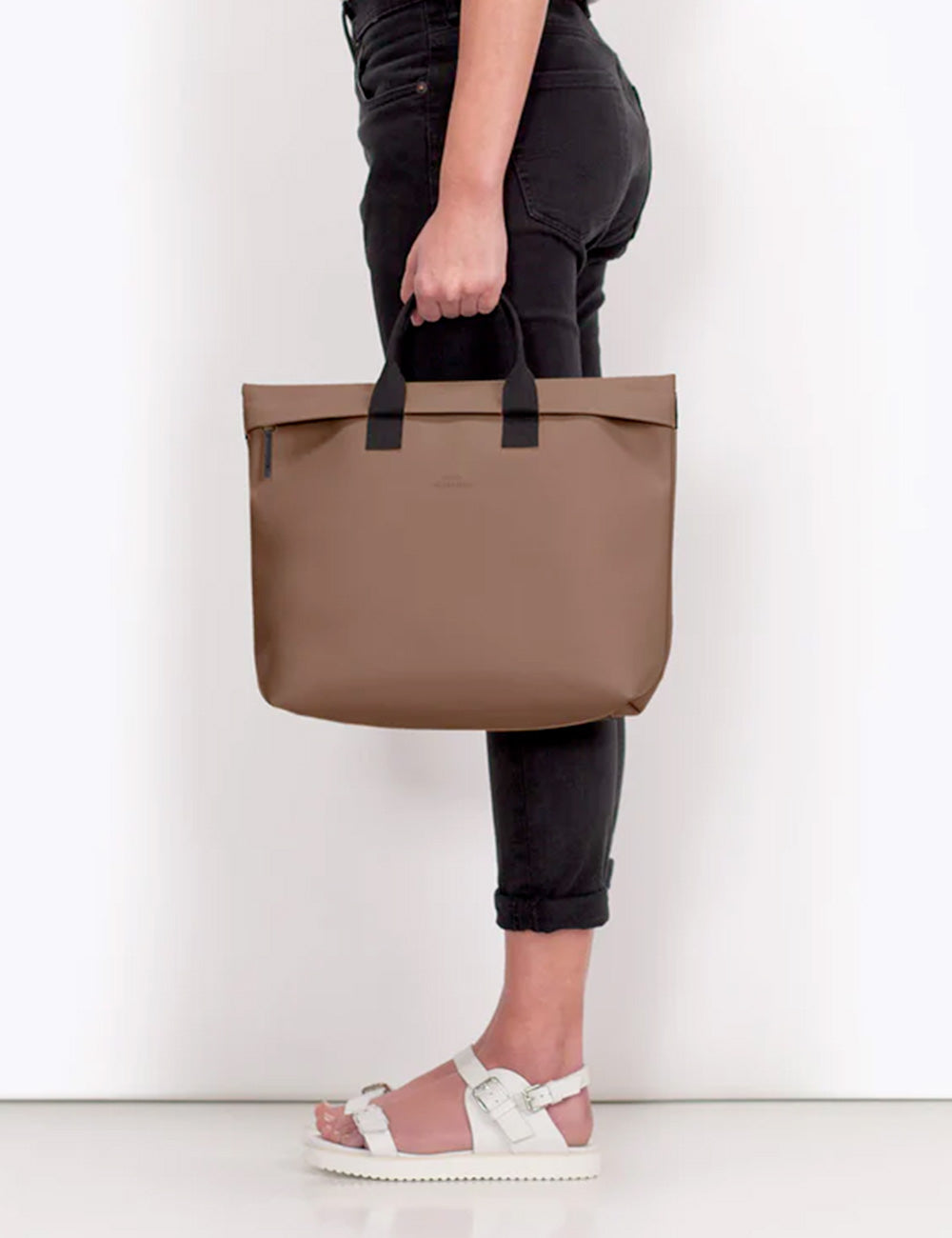 Ucon Acrobatics Eliza Bag Castagno