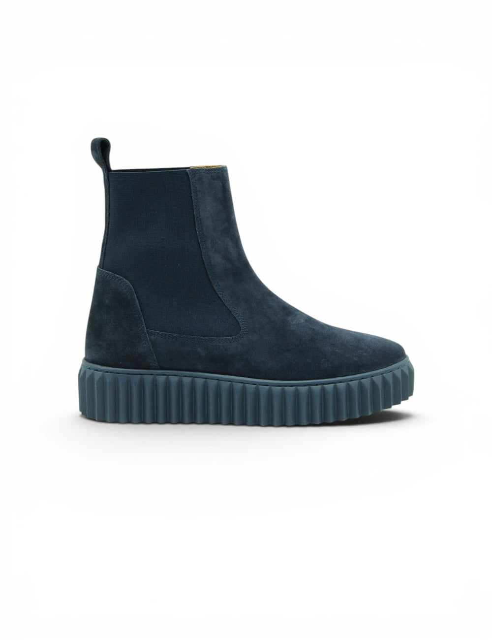 Dark blue suede chelsea boot with ribbed platform sole by voile blanche chelsea beth blue