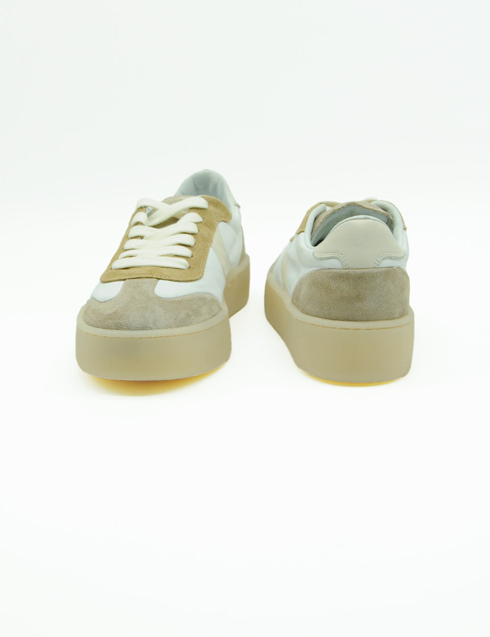 Sneakers Voile Blanche Mind Light Beige in suede beige e grigio con lacci bianchi