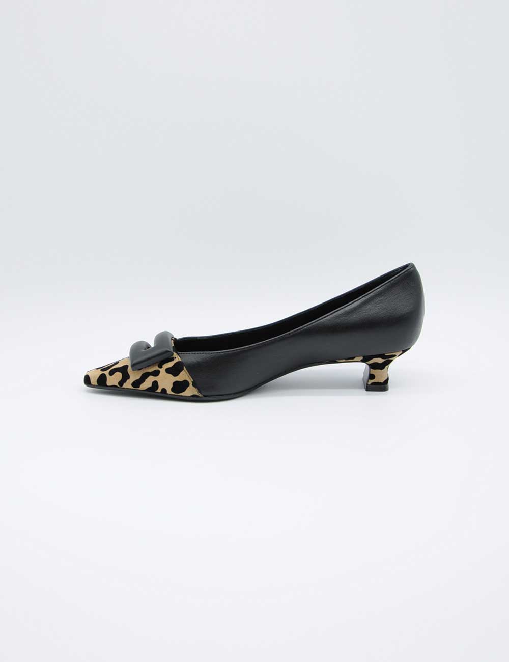 Chantal Black Spotted Pump