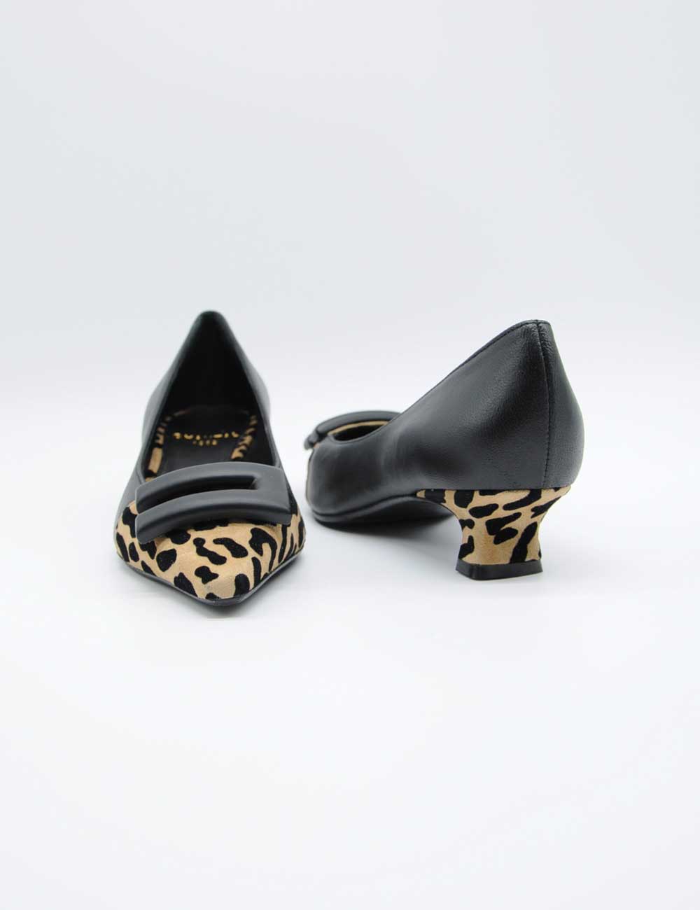 Chantal Black Spotted Pump