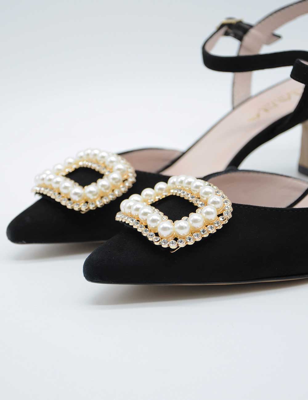 Shana Chanel Bijou Noir