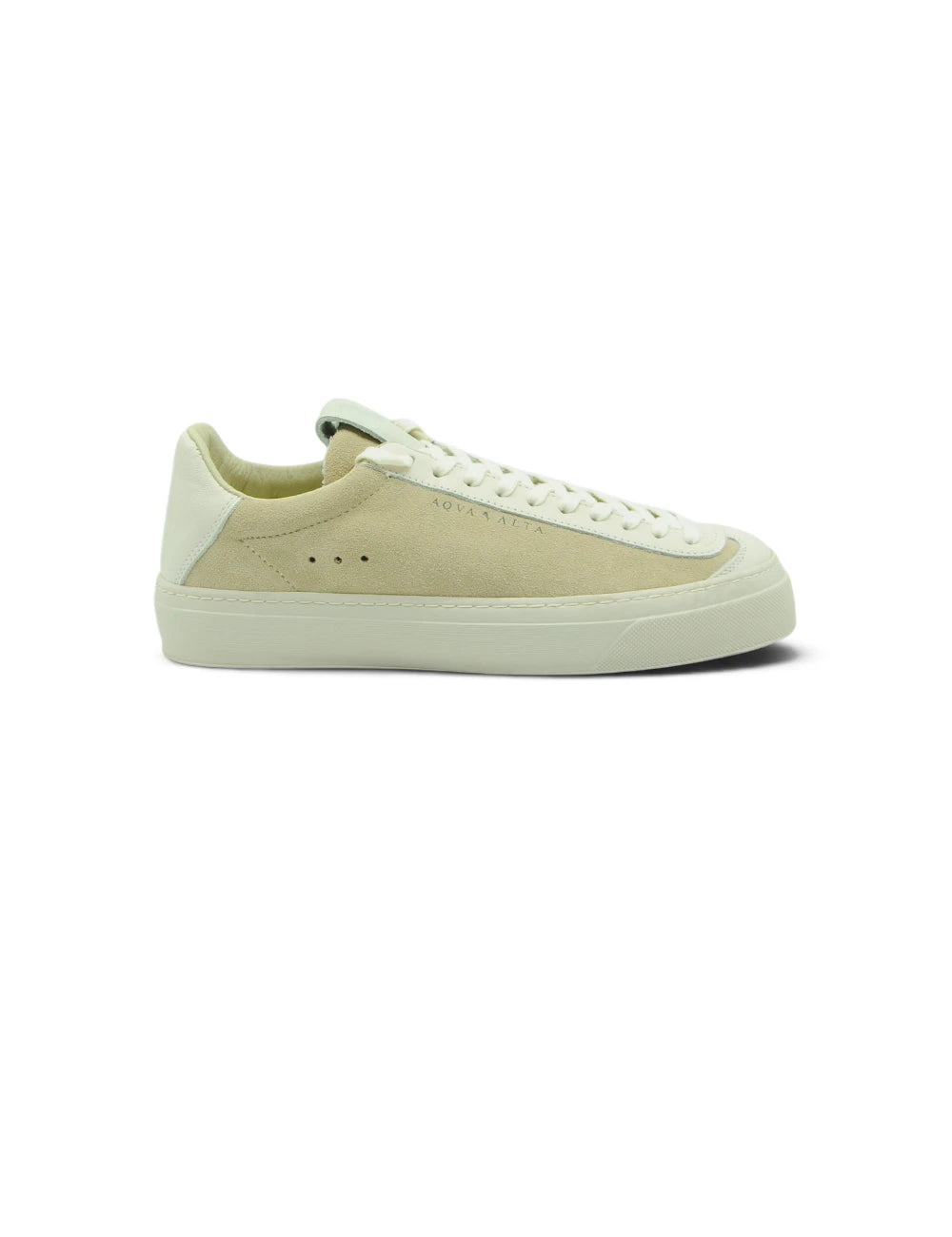 Sneaker low top beige aqua alta in pelle scamosciata crema con lacci bianchi e suola in gomma abbinata
