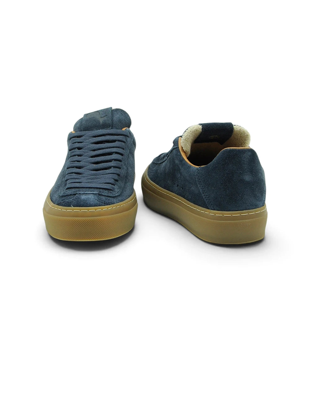 Sneaker aqua alta blu in suede scuro con suola in gomma color cuoio e cuciture a contrasto
