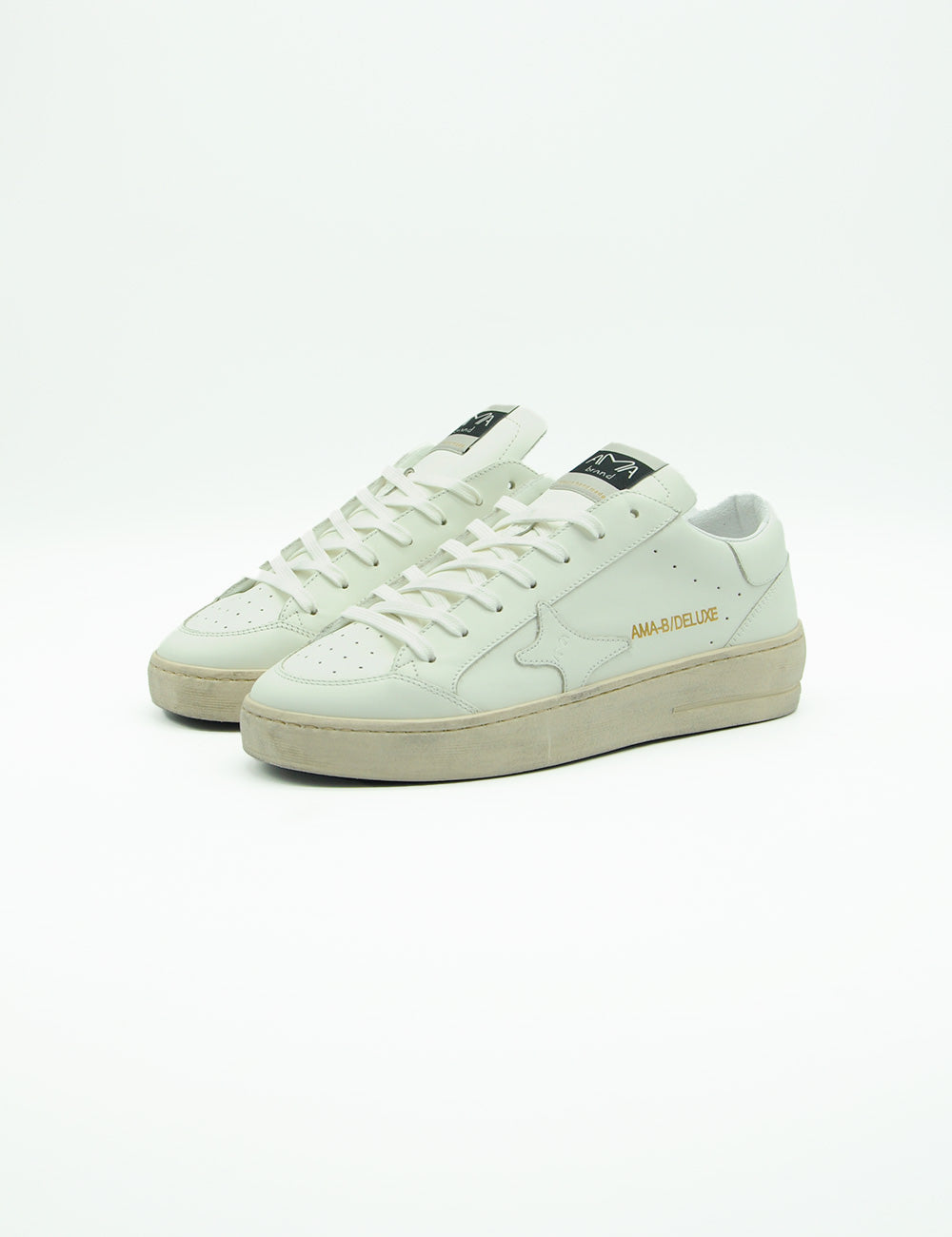 Ama Brand Sneakers White