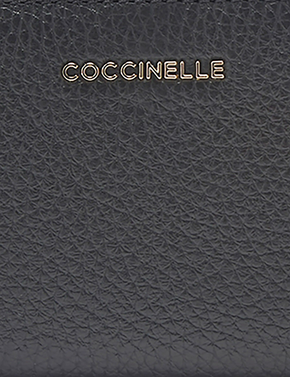 Portafogli Coccinelle metallico piccolo noir in pelle grigia scura con logo oro e texture effetto pelle