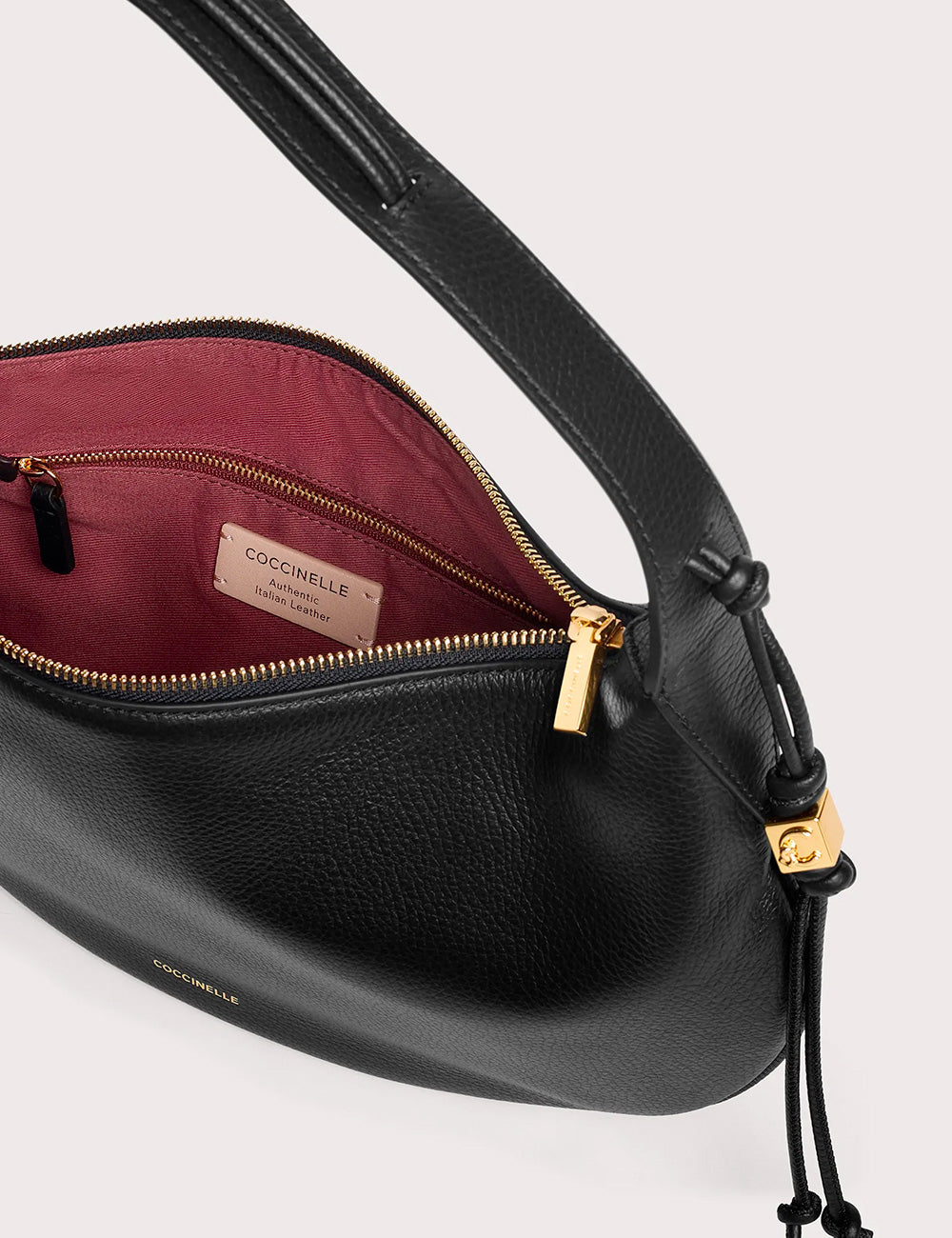 Coccinelle Thess Medium Noir