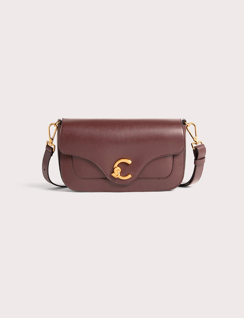 Borsa a tracolla coccinelle tracolla c-me medium berry in pelle burgundy con chiusura dorata c e tracolla regolabile