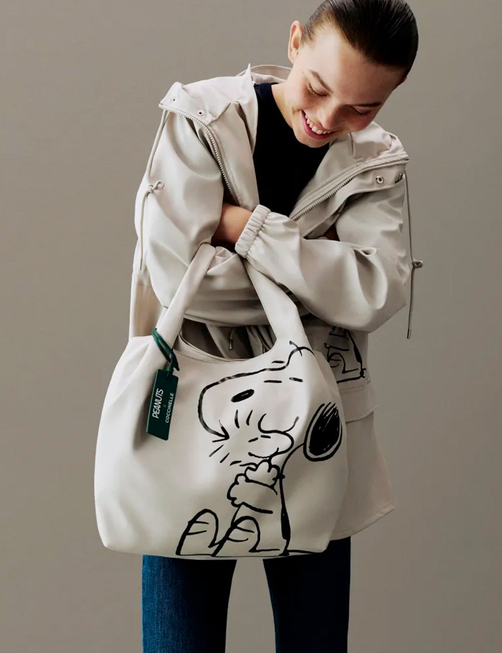 Coccinelle Shopping Peanuts Snow