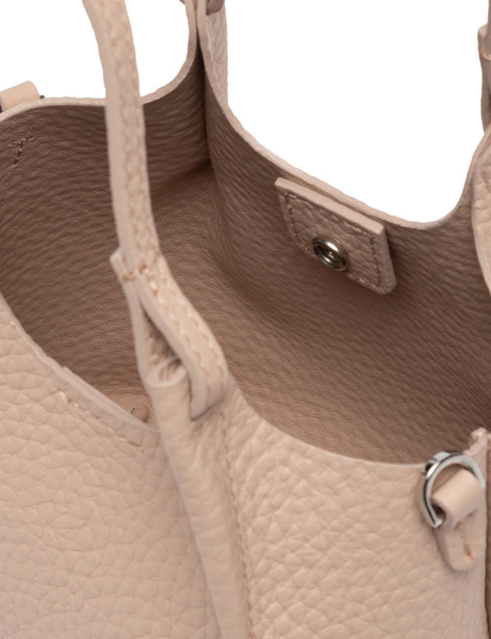 Borsa a secchiello Gianni Chiarini Dua Mini Pink Salt in pelle beige testurizzata con manici intrecciati e hardware argento