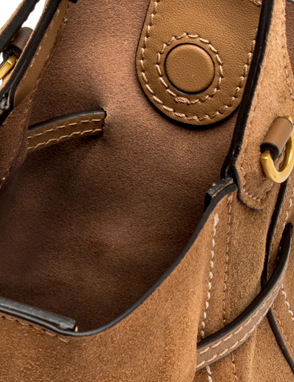 Borsa mini Sienna Caramel Gianni Chiarini in camoscio tan con rifiniture in pelle nera e hardware oro