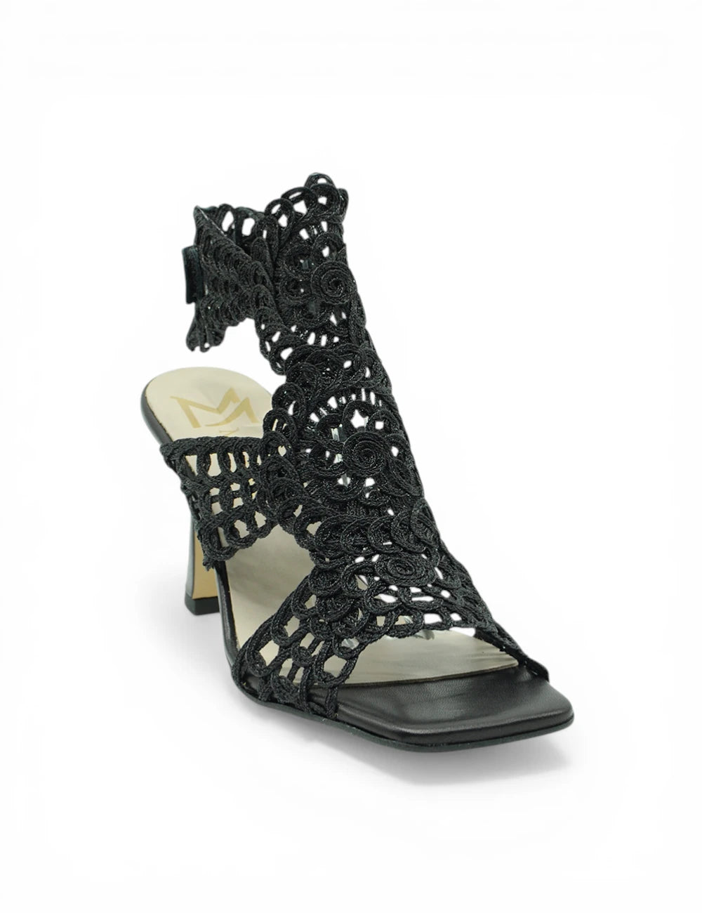 Marian Sandalo Nero: infradito nera in pizzo ricamato con tacco quadrato open-toe