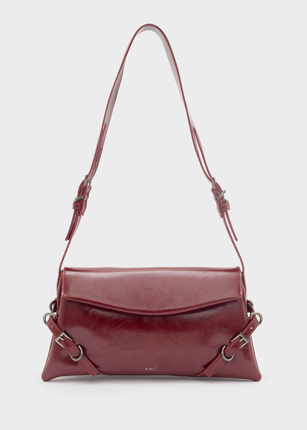 Borsa a spalla nalì sabrina rosso in pelle bordeaux lucida con fibbie metalliche argento e design rettangolare strutturato