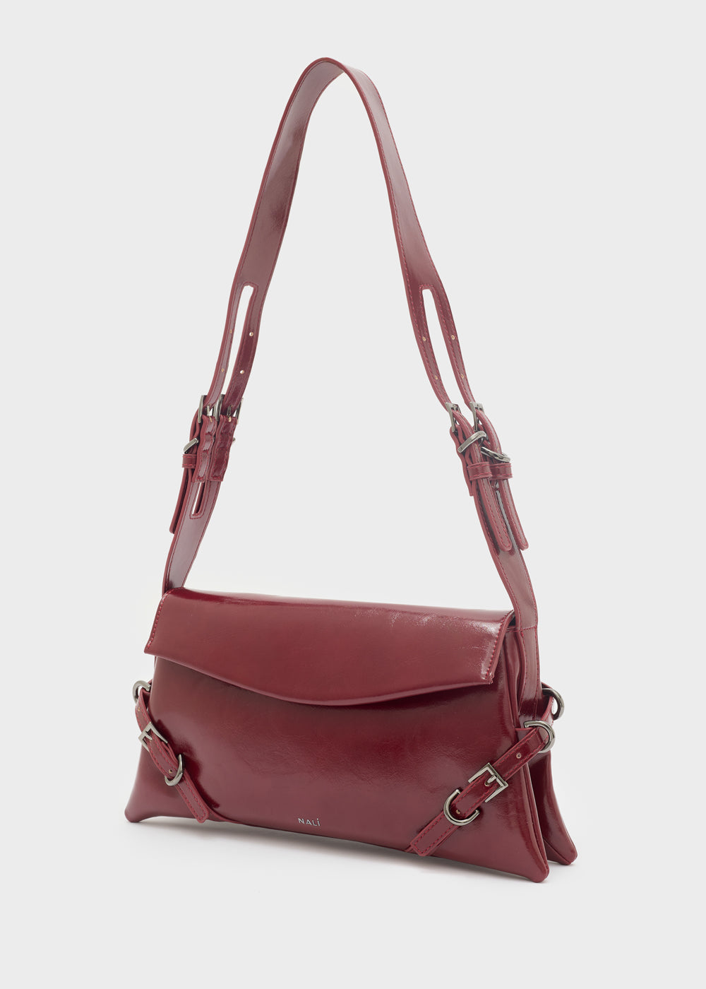 Nalì a spalla sabrina rosso borsa a tracolla in pelle bordeaux lucida con fibbie argentate e design minimalista