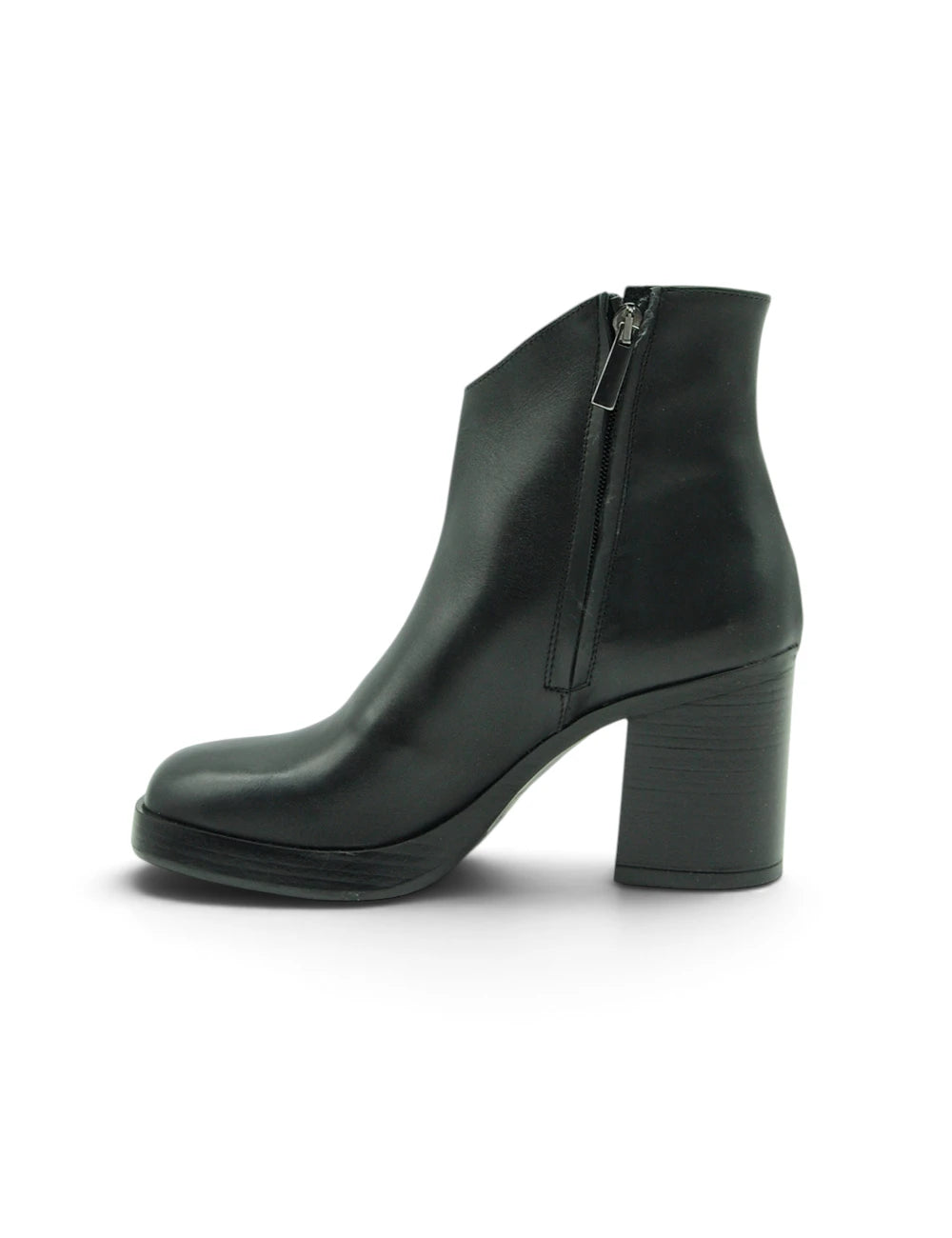 Black leather ankle boot niche tronchetto texas nero with chunky heel and zipper closure