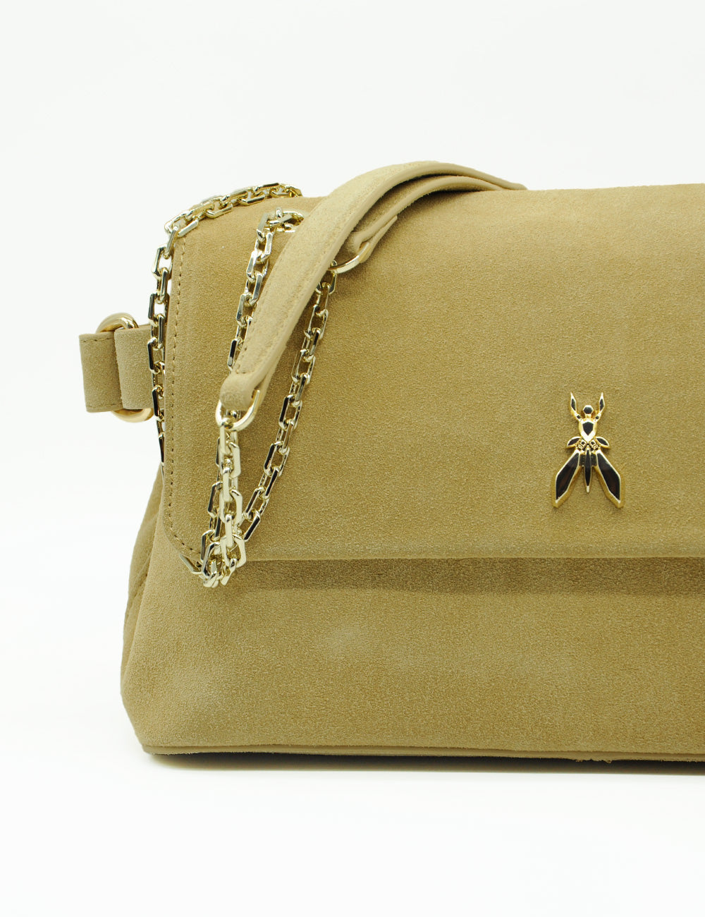 Borsa tracolla Patrizia Pepe in suede beige sabbia con chiusura insetto oro