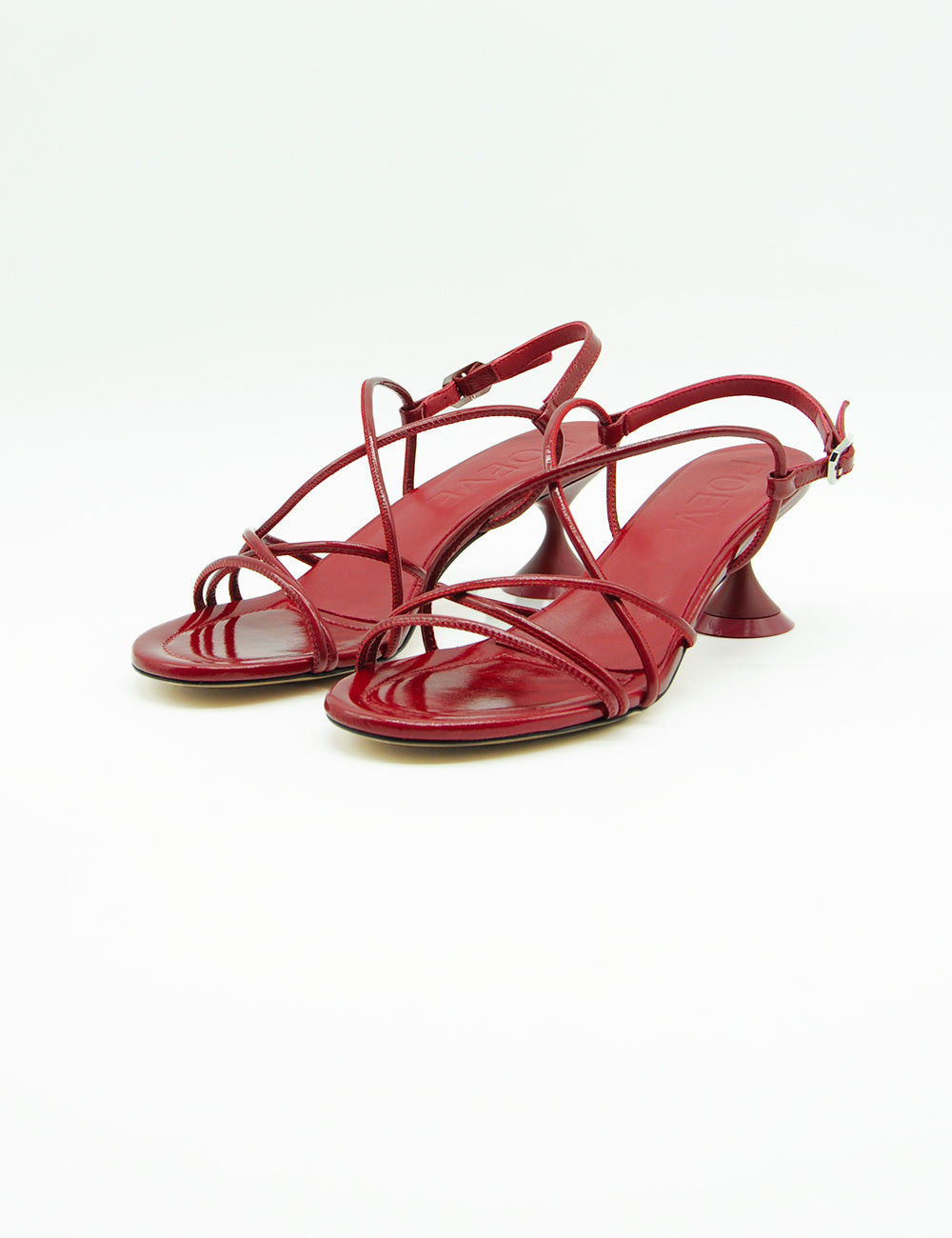 Sandali POEVE Venice Rubino in pelle rossa lucida con design a incroci e tacco basso