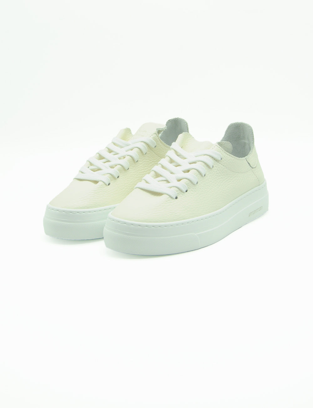 Sneaker Stokton Grain Bianca: platform crema con lacci bianchi minimal
