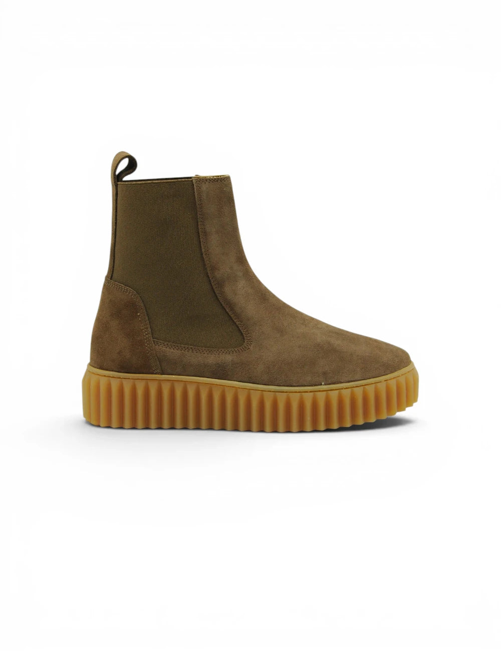Chelsea boot voile blanche beth chocolate in suede oliva con suola platform gum texturizzata