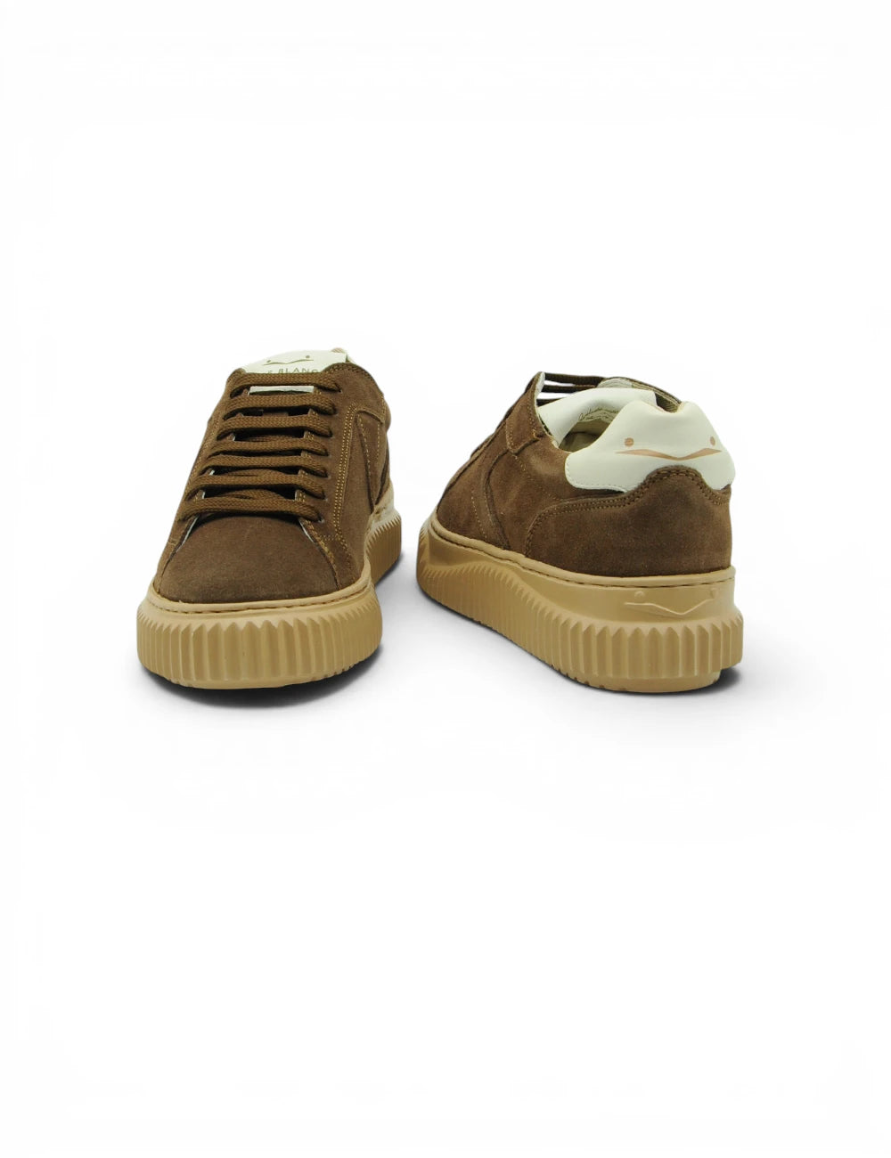 Voile blanche lipari choco off white sneakers basse in pelle scamosciata marrone con suola in gomma color cammello e tallone crema