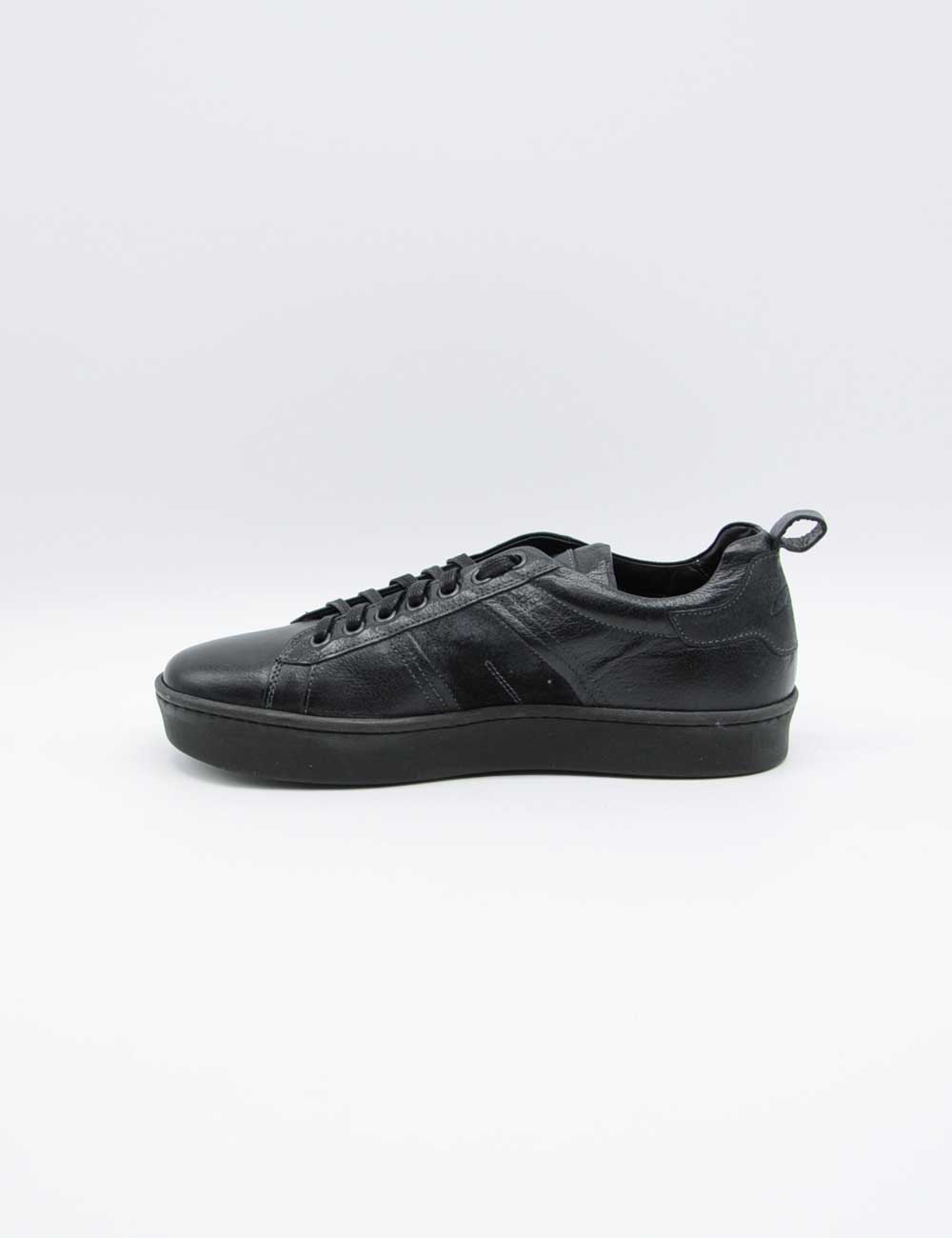 Corvari Black Sneaker